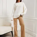 Свитер белый букле