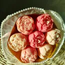 Свечи восковые пионы букет