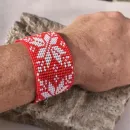 Браслет-оберег из бисера "Алатырь"