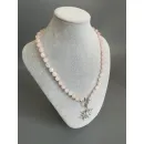 Колье из розового кварца в ювелирной огранке, с серебристой подвеской солнце