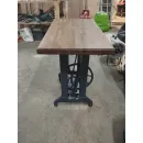 Стол деревянный из массива сосны на чугунном подстолье