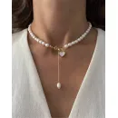 Комплект украшений из натурального жемчуга и подвеской с перламутром