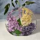 Ваза с колбой для одного цветка с настоящей сиренью внутри