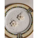 Сережки цветочки белые