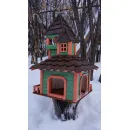 Кормушка для птиц и белок