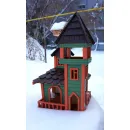 Кормушка для птиц и белок