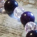 Браслет из чароита и кварцев