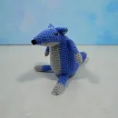 Вязаная игрушка Синий Волк