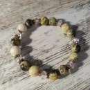 Браслет из серпентинита с хрусталем