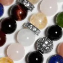 Браслет из натуральных камней - Горлица. Талисман любви и гармонии.