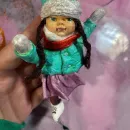 девочка на коньках