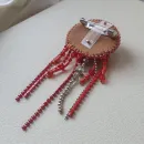 Брошь булавка глаз. Красная брошка бижутерия украшение из бисера ручной работы.