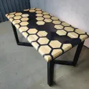 СТОЛ ИЗ МАССИВА ДУБА СОТЫ РЕКА Стол из массива дуба Соты река