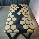 СТОЛ ИЗ МАССИВА ДУБА СОТЫ РЕКА Стол из массива дуба Соты река