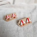 Серьги пусеты и жемчугом и биконусами Сваровски