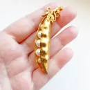 Коллекционная брошь "Горошек" от TRIFARI