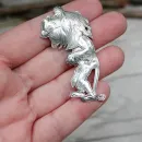 Серебряная брошь "Алиса в Стране Чудес" от KIT CARSON