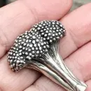 Винтажная серебряная брошь "Брокколи" от J. BREAKELL