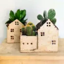 Домик интерьерная статуэтка