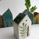 Домик интерьерная статуэтка