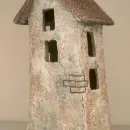 Домик интерьерная статуэтка