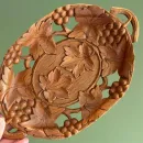 Резной поднос