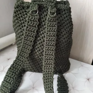 Рюкзак вязаный