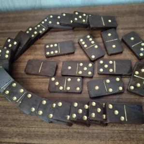 Домино ручной работы