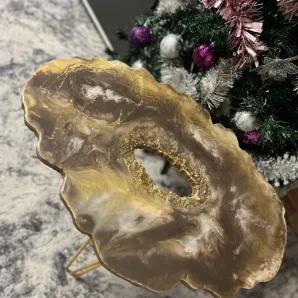 Журнальный кофейный столик из эпоксидной смолы