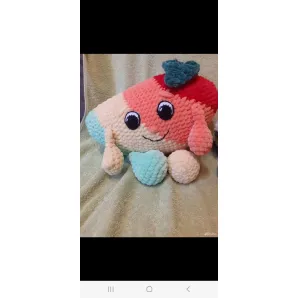 Игрушка  вязанная  ручная работа фрукты