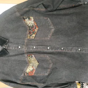 Рубашка джинсовая с авторской росписью