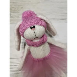 Мягкая игрушка ручной работы зайка