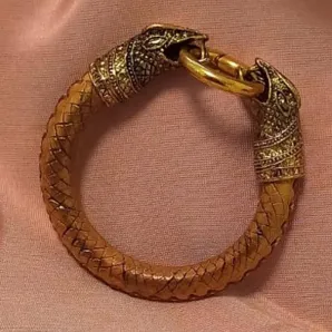 Браслет из натуральной кожи в стиле регализ