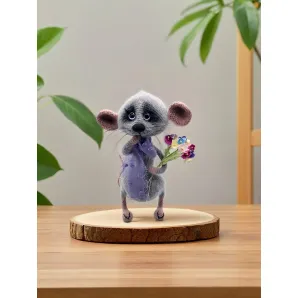 Вязаная интерьерная игрушка: Мышонок Пик