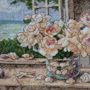 Цветы на подоконнике"у моря"