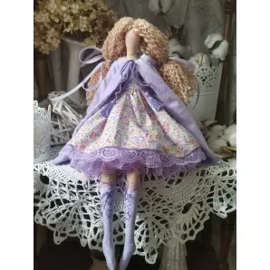 Кукла тильда Лидия в сиреневом пальто. Текстильные куклы ручной работы