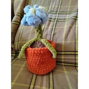 Цветочек из плюшевой пряжи