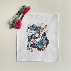 вышивка бабочки