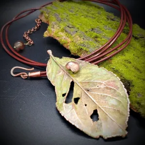 Подвеска - брошь