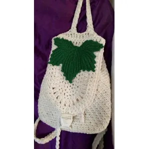 Рюкзак из полиэфирного шнура с украшением на клапане — ручная работа