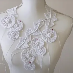 Женские украшения, колье, вязаные в стиле ирландского кружева. Идеи. На заказ