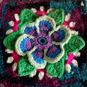 Подставки под горячее и\или прихватки вязаные, салфетки на кухню (бабушкин квадрат)