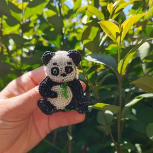 Брошь панда