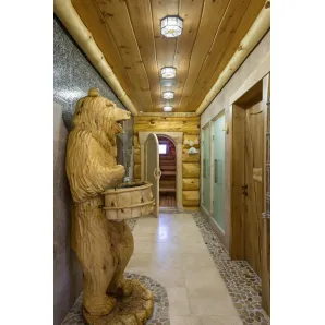 Ледогенератор в форме медведя