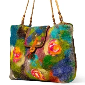 Сумка яркая в технике валяние из овечьей шерсти. Высота сумки 42 см, длина 30 см