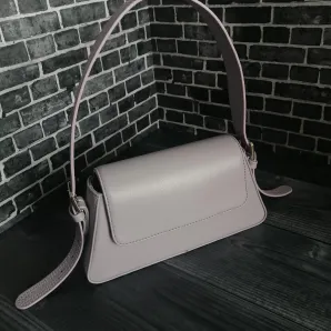 Сумочка багет ручной работы из натуральной итальянской кожи