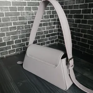 Сумочка багет ручной работы из натуральной итальянской кожи