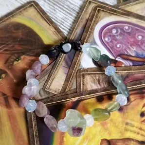 Браслет из флюорита с опалитом