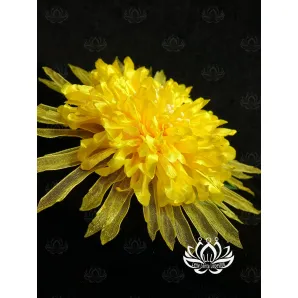 Заколка-брошь ручной работы "Керрия" жёлтый