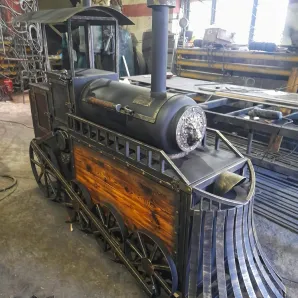 Мангал-паровоз